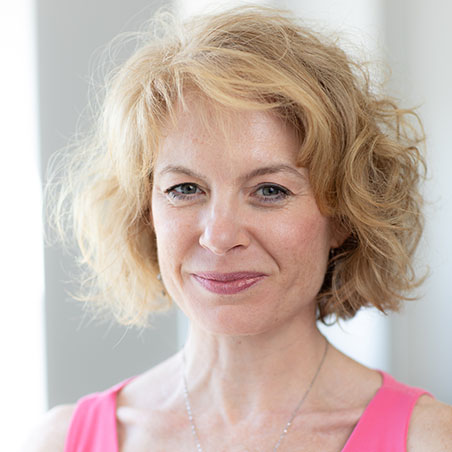 This is a headshot of Annie Montgomery, Lifetime Arts' Senior Education Designer & Trainer.