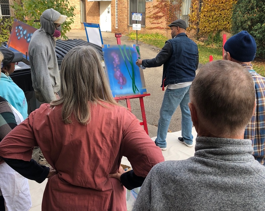 Teaching artist, Peyton Scott Russell, instructs a group of participants during a graffiti program held at the Minneapolis Institute of Art (MIA) in Minneapolis, MN. Credit: MIA